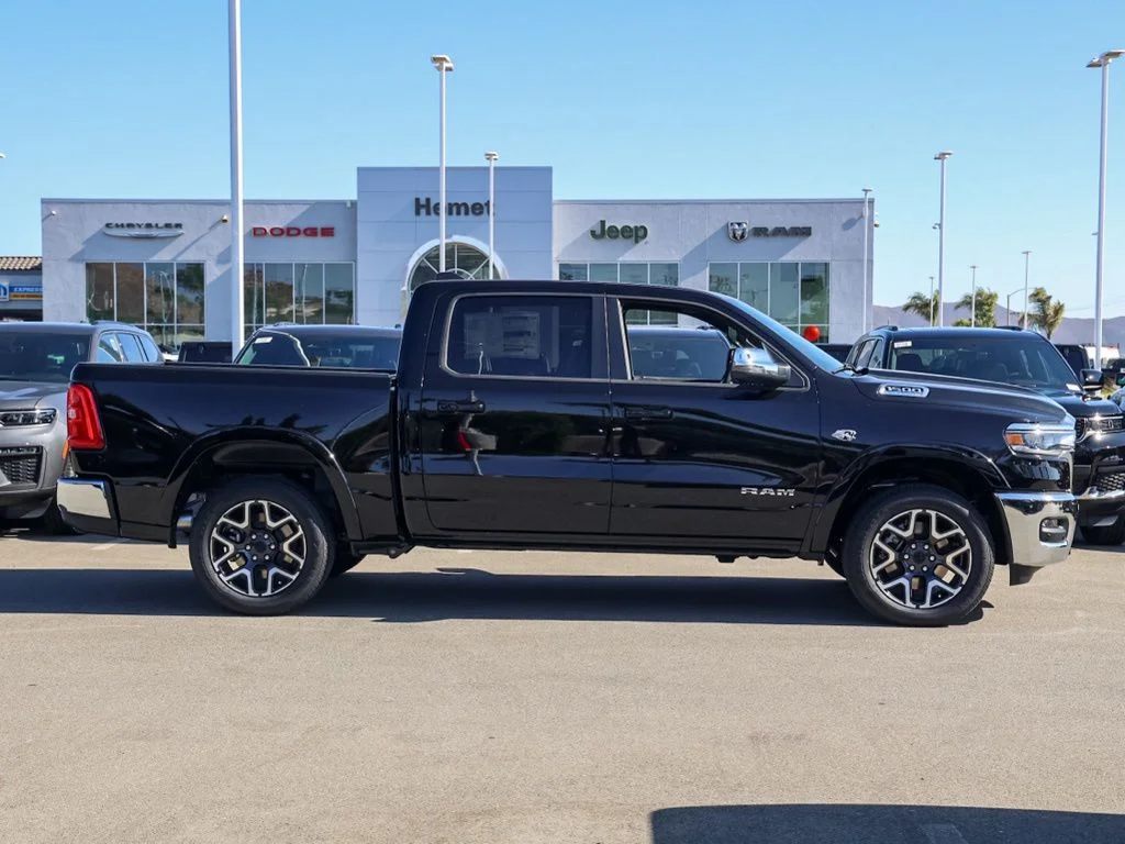 New 2026 Diamond Black Crystal Pearl-Coat Exterior Paint RAM Laramie image 2