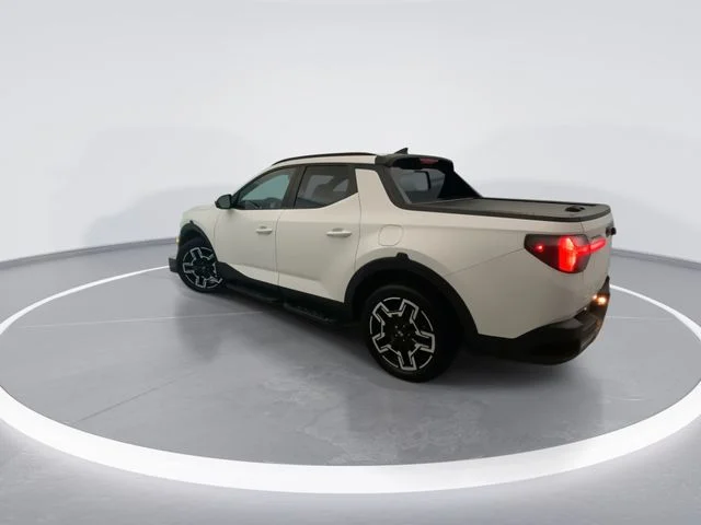 Used 2025 White Hyundai Limited image 2