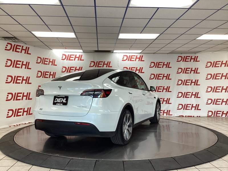 Used 2022  Tesla Long Range image 7