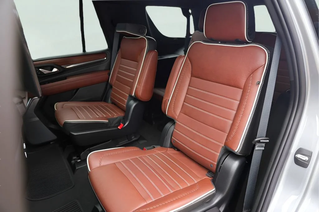 Used 2023 Sterling Metallic GMC Denali Ultimate image 26