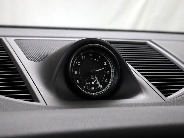 Used 2022 White Porsche S image 18