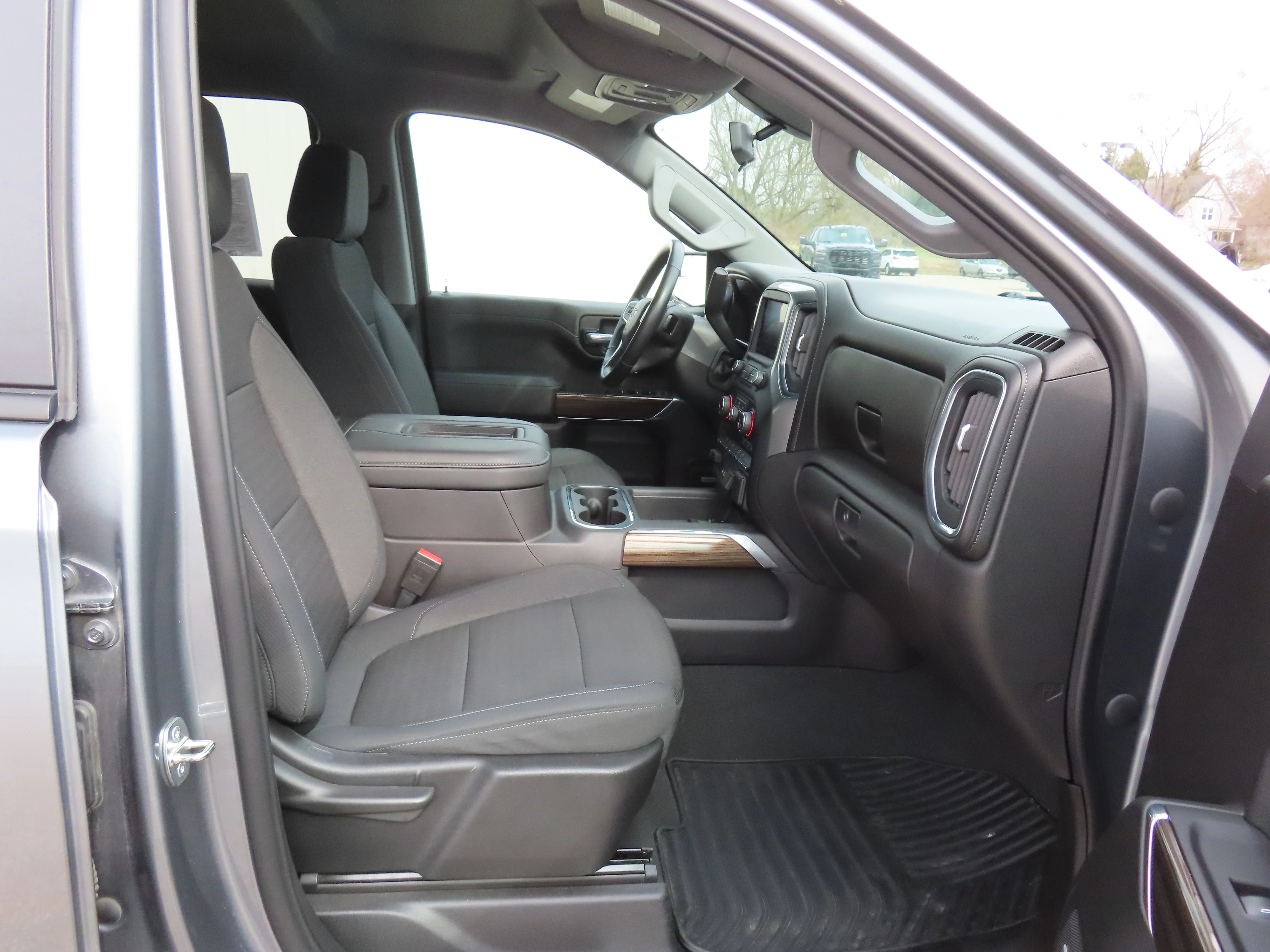 2021 Chevrolet Silverado 1500 RST - Photo 9