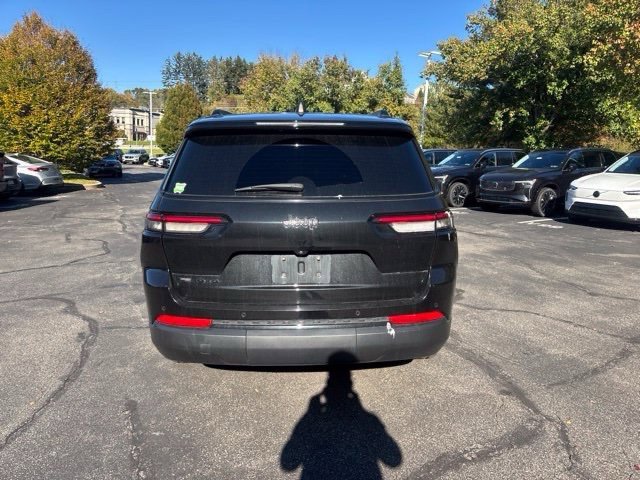Used 2021 Diamond Black Jeep Altitude image 6