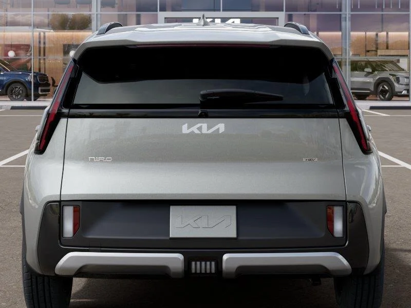 New 2027 SILVER Kia LX image 13