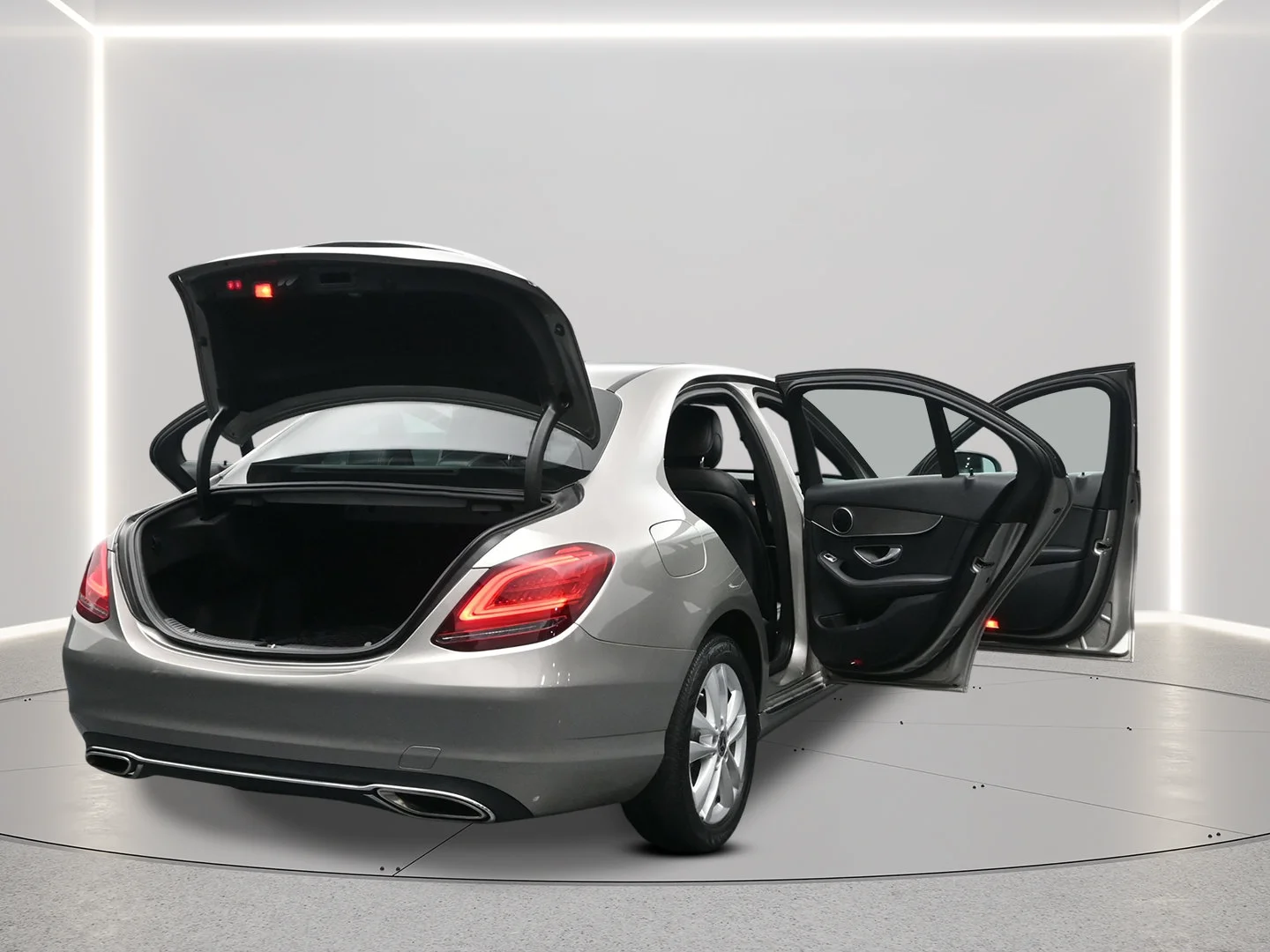 Used 2019 Selenite Grey Metallic Mercedes-Benz C 300 image 5