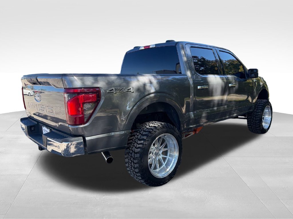 Used 2025 Gray Ford XLT image 5