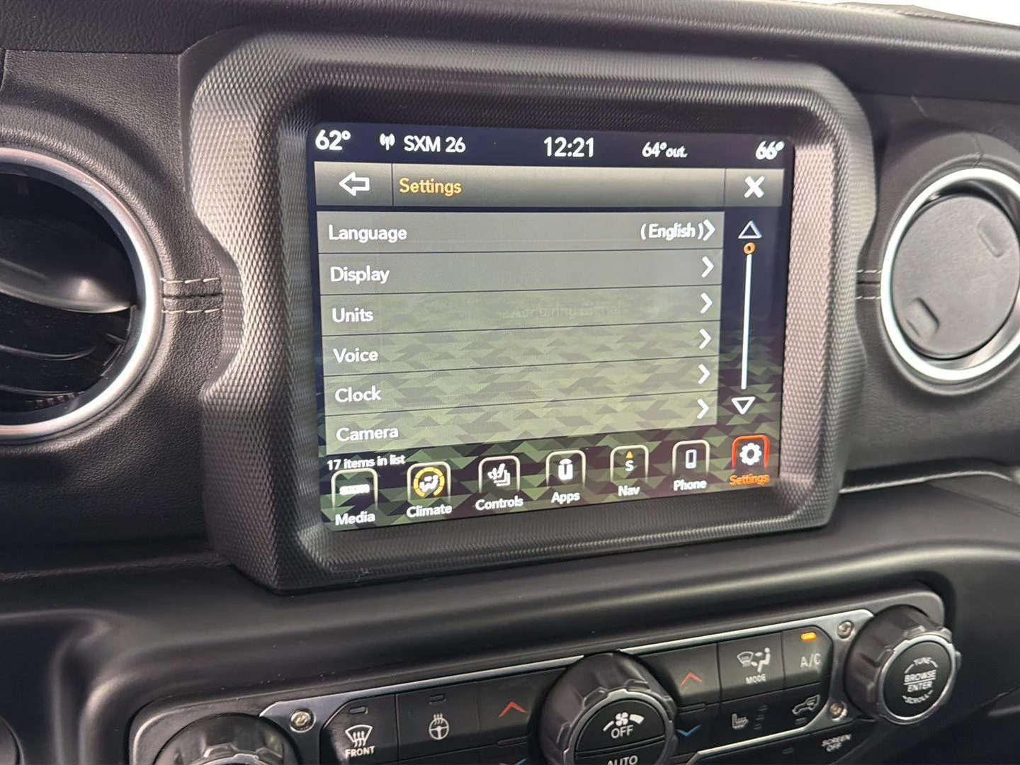 Used 2022 Granite Crystal Metallic Clearcoat Jeep Unlimited Sahara image 36