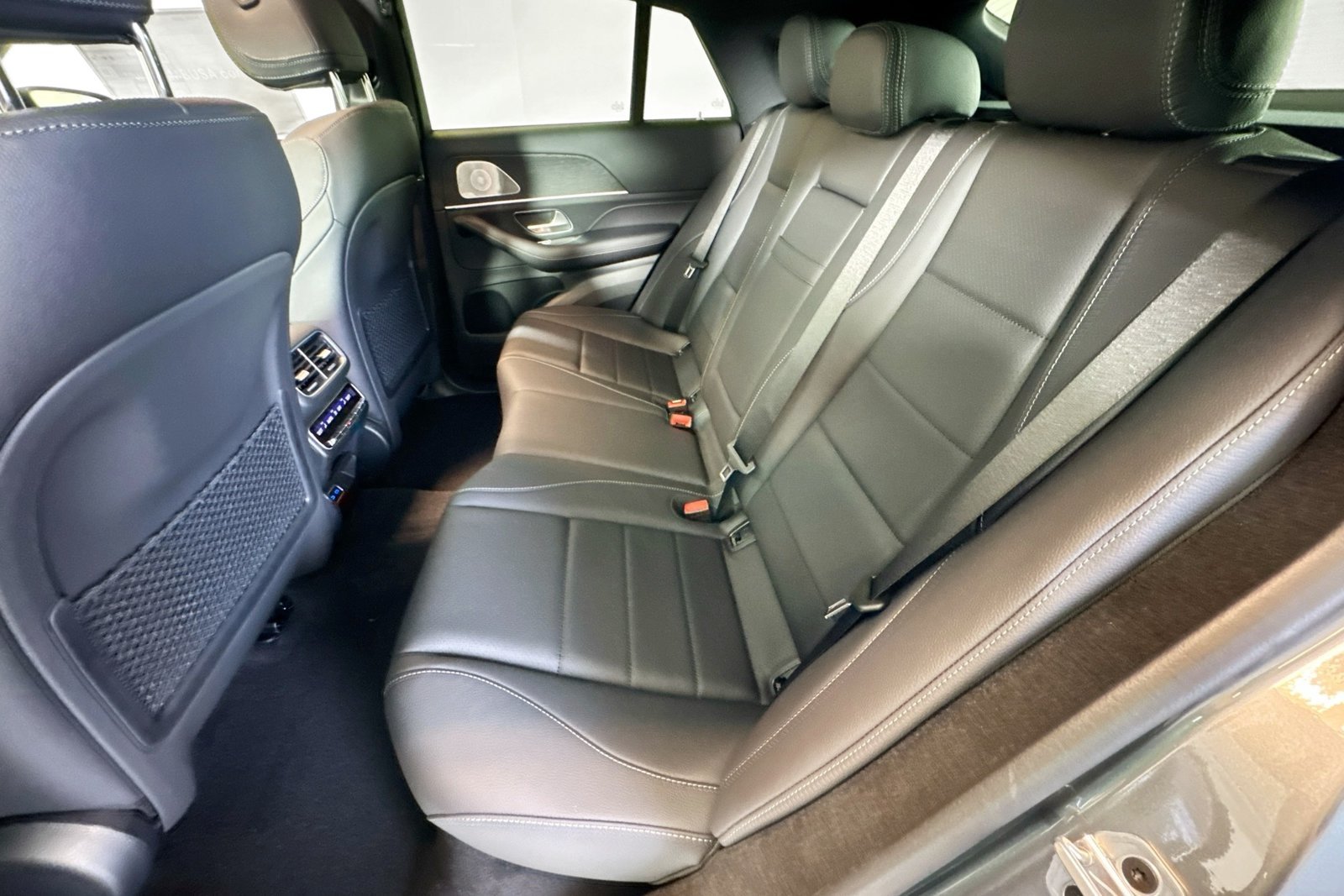 New 2026 Selenite Grey Metallic Mercedes-Benz GLE 450 image 22