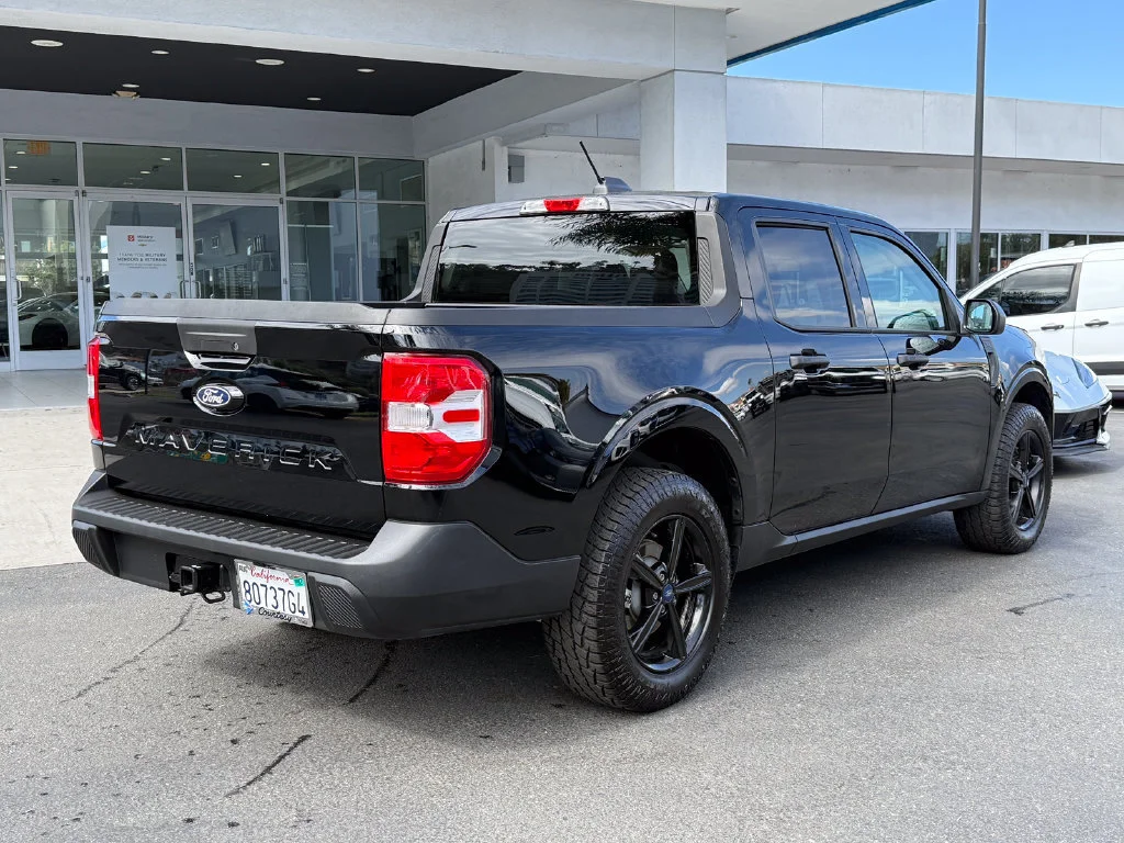 Used 2025 Black Ford XL image 7