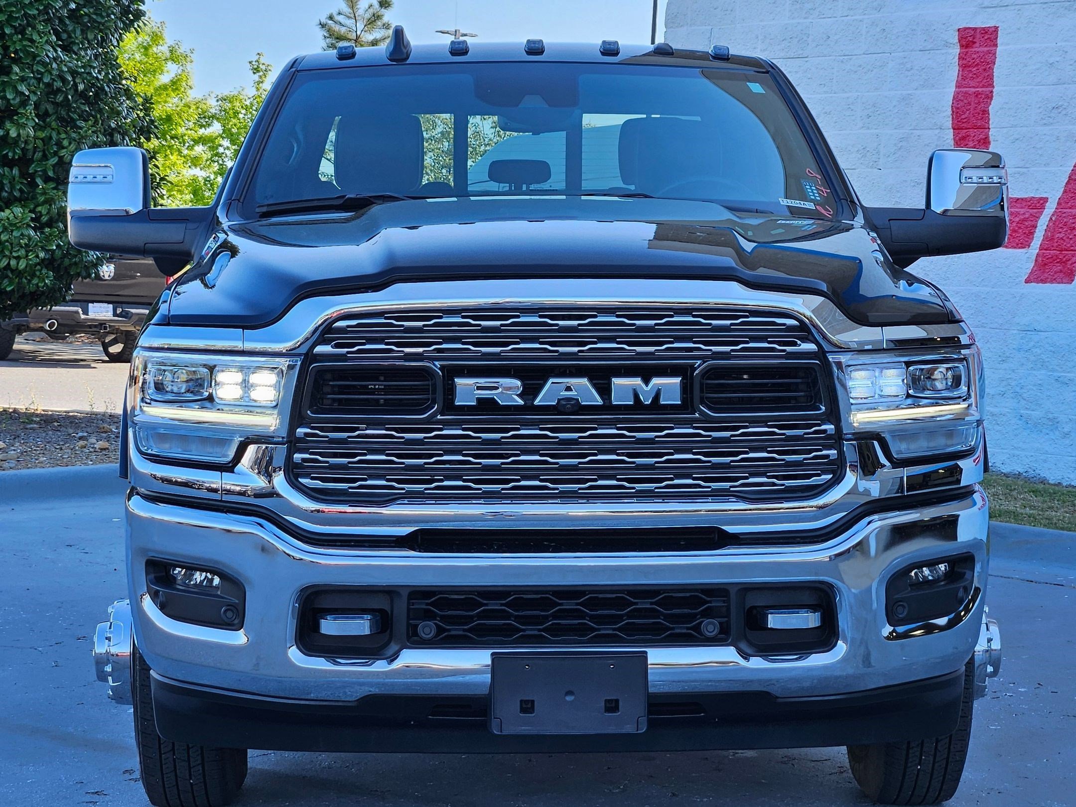 Used 2024 RAM Ram 3500 Pickup Limited with VIN 3C63RRRL8RG166464 for sale in Little Rock
