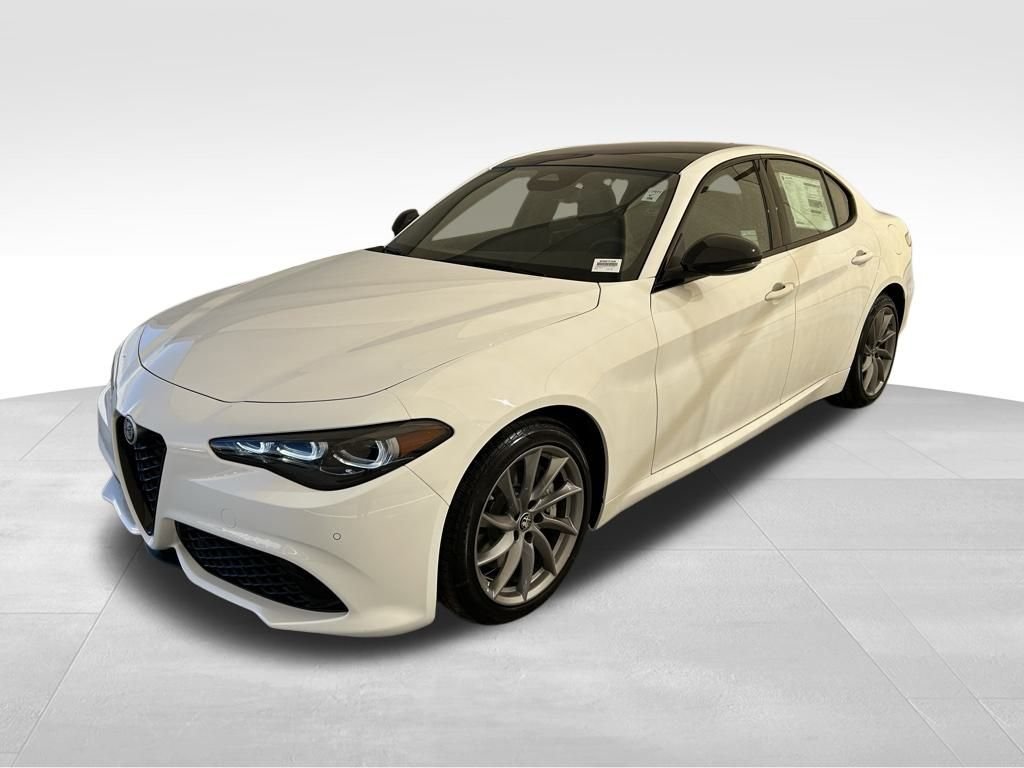 2025 Alfa Romeo Giulia Base - Photo 22