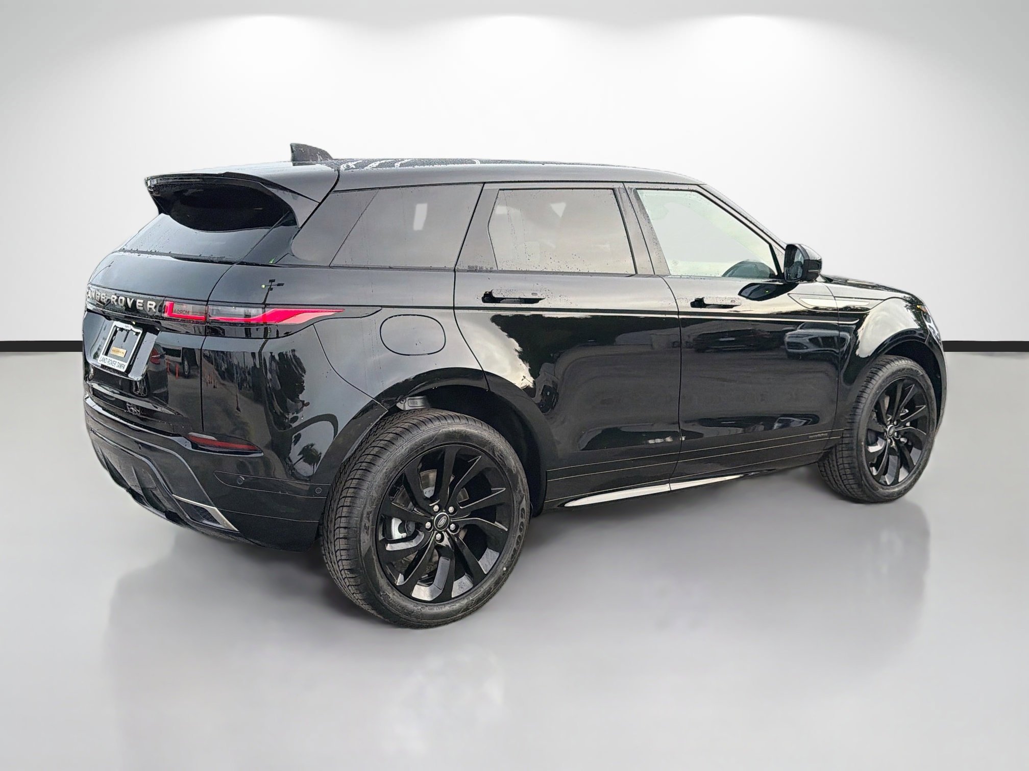 New 2026 Santorini Black LAND ROVER  image 5
