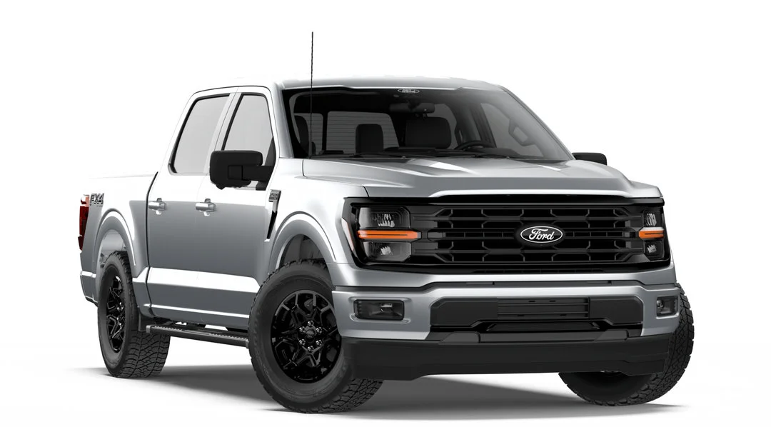 New 2026 Iconic Silver Metallic Ford XLT image 4