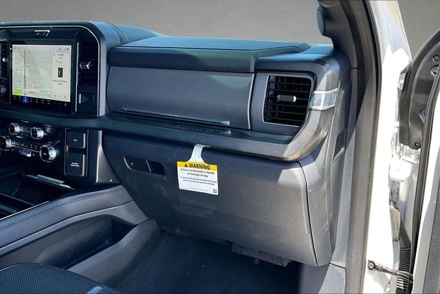 2025 Ford F-250 Super Duty Platinum - Photo 14