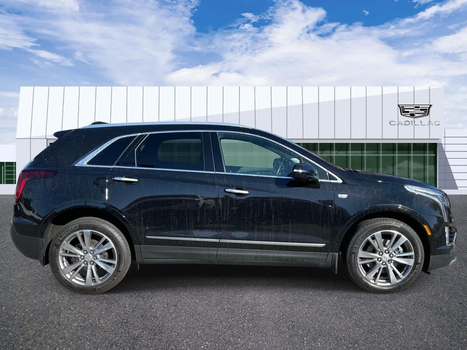 Used 2022 Stellar Black Metallic Cadillac AWD Premium Luxury image 8