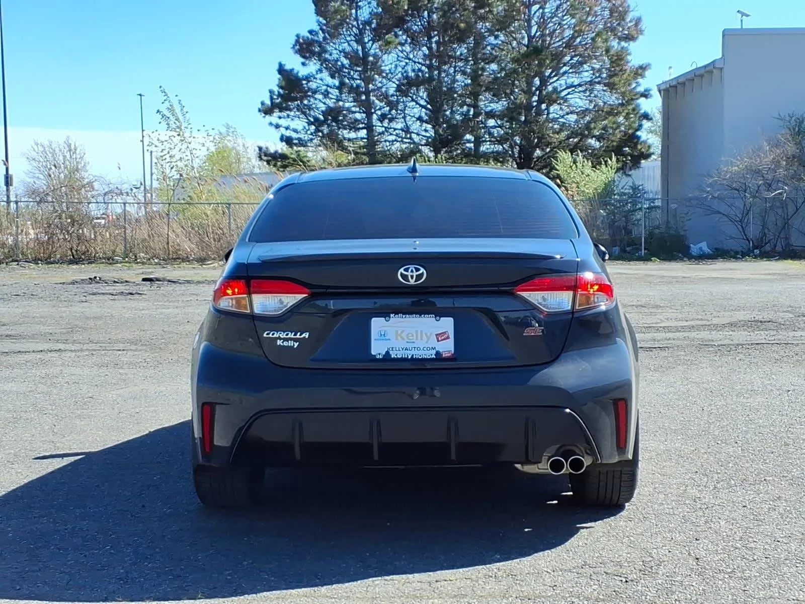 Used 2025 Underground Toyota SE image 6