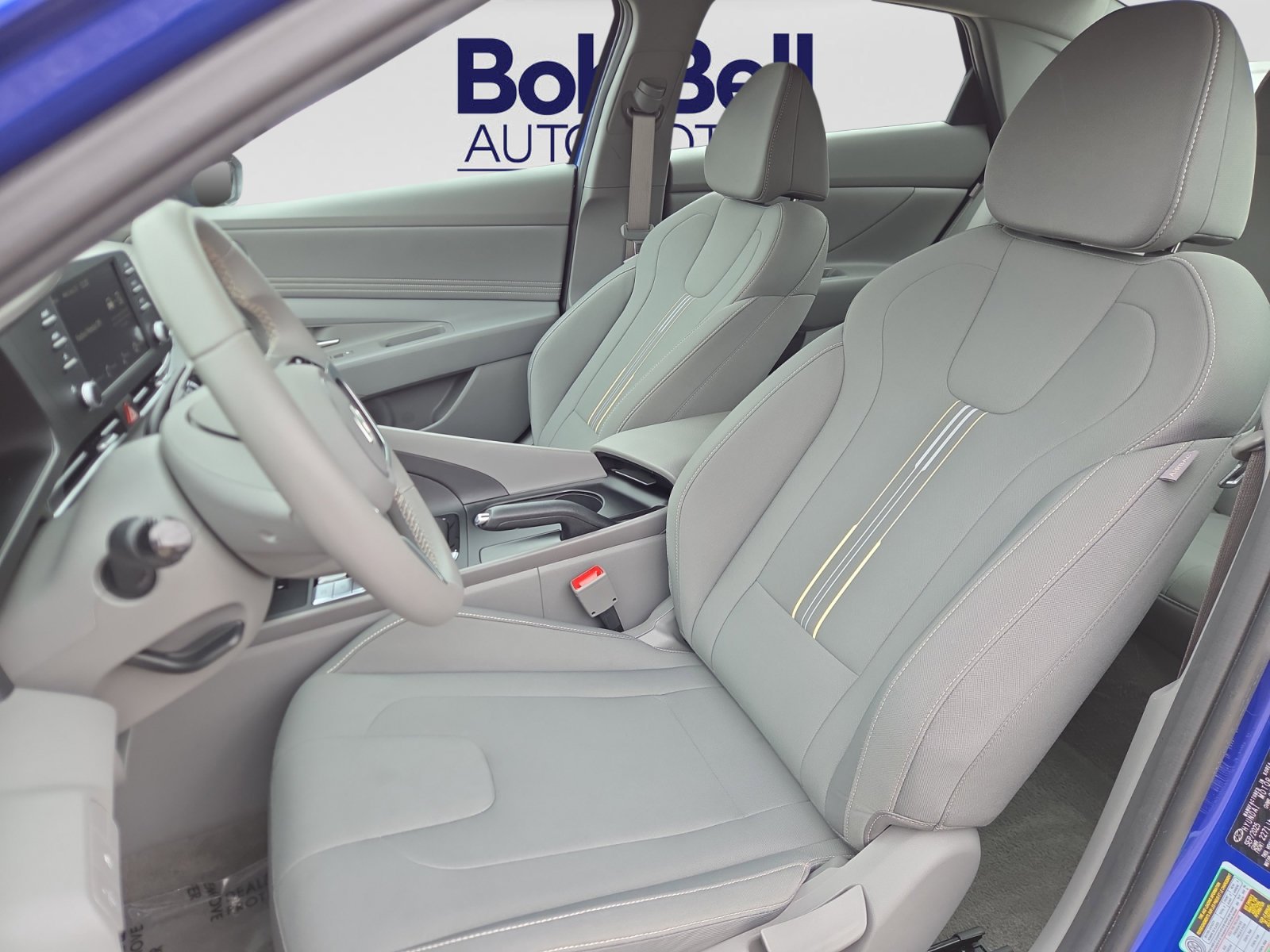 2026 Hyundai Elantra SEL Sport - Photo 9