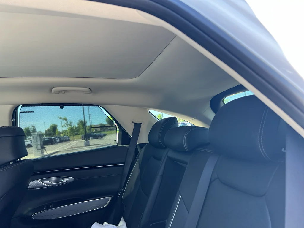 Used 2022 Uyuni White Genesis 2.5T image 21