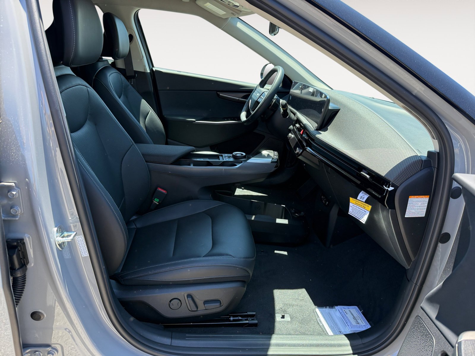 New 2026 Wolf Gray Kia Wind image 19