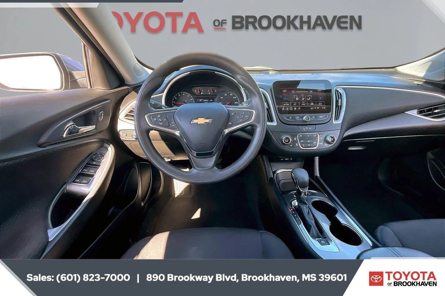 Used 2024 Sterling Gray Metallic Chevrolet LT image 5