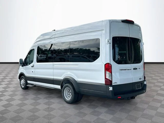 New 2026 Oxford White Ford  image 4
