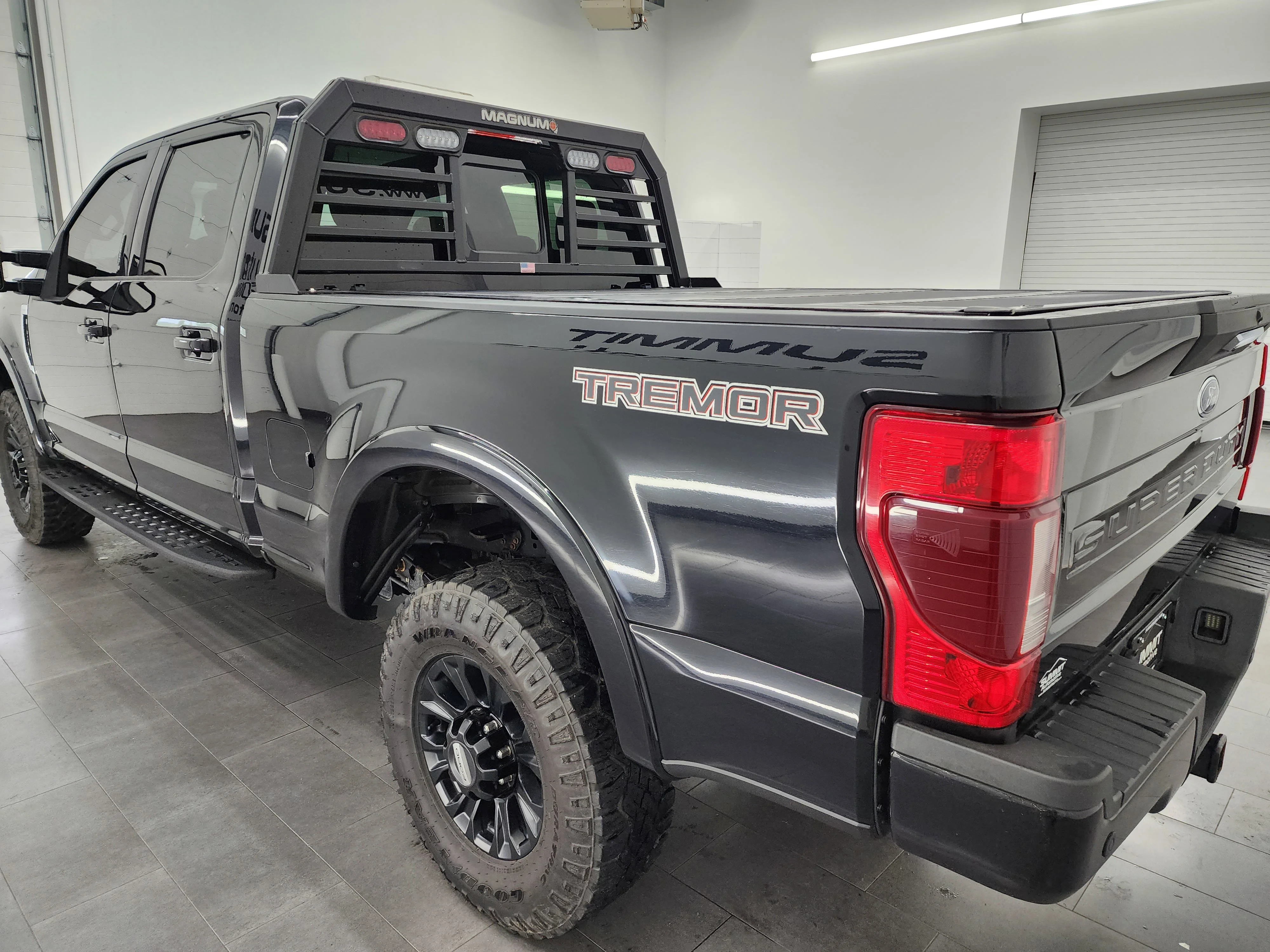 Used 2022 Agate Black Metallic Ford Lariat image 6