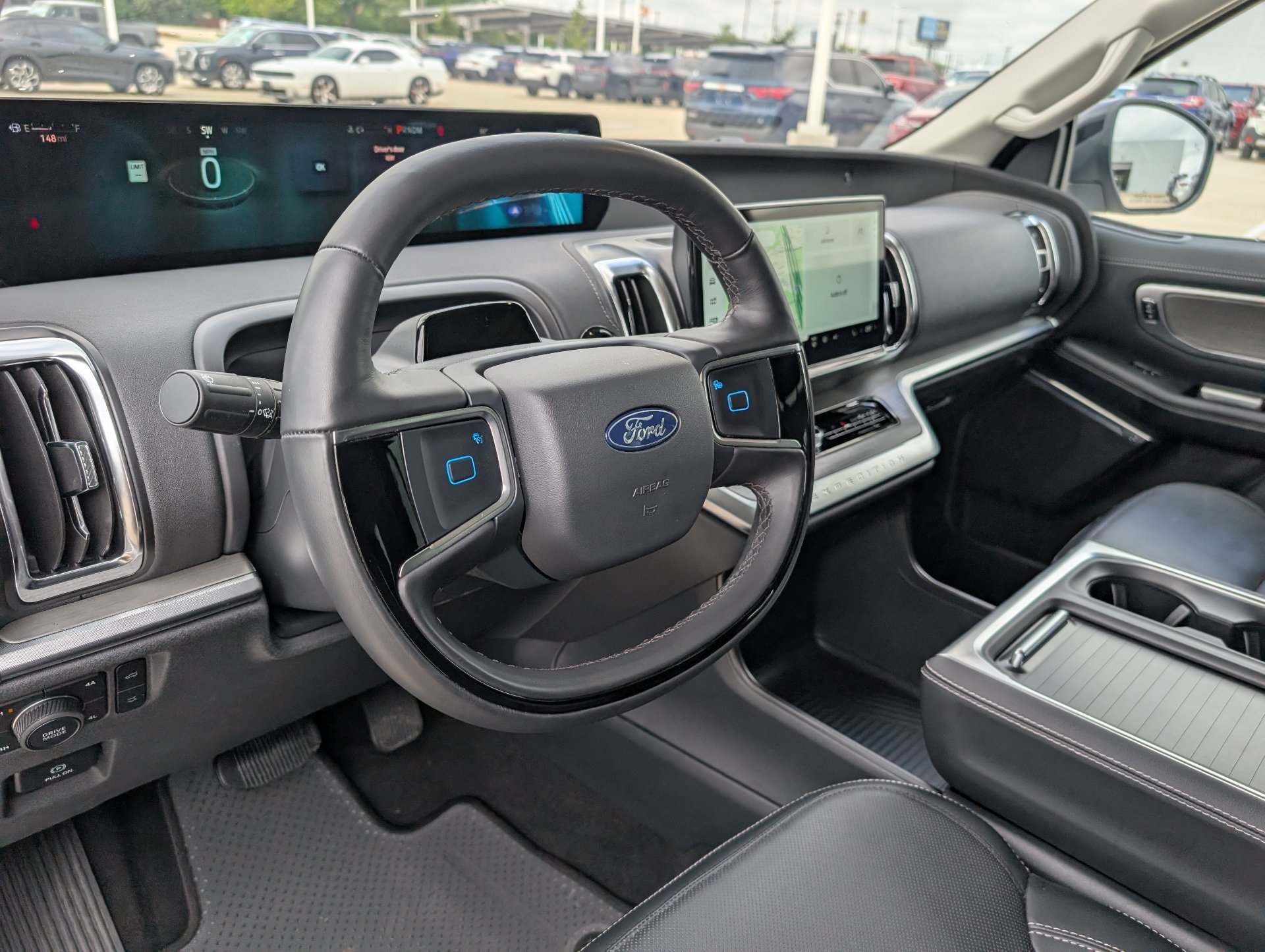 Used 2025 Silver Ford Platinum image 9