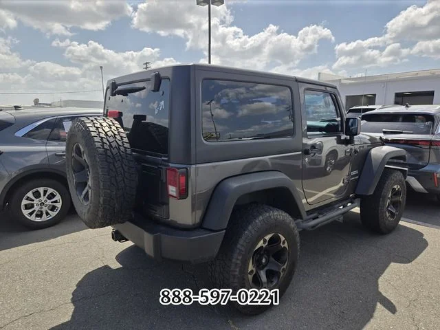 Used 2018 Gray Jeep Sport image 8
