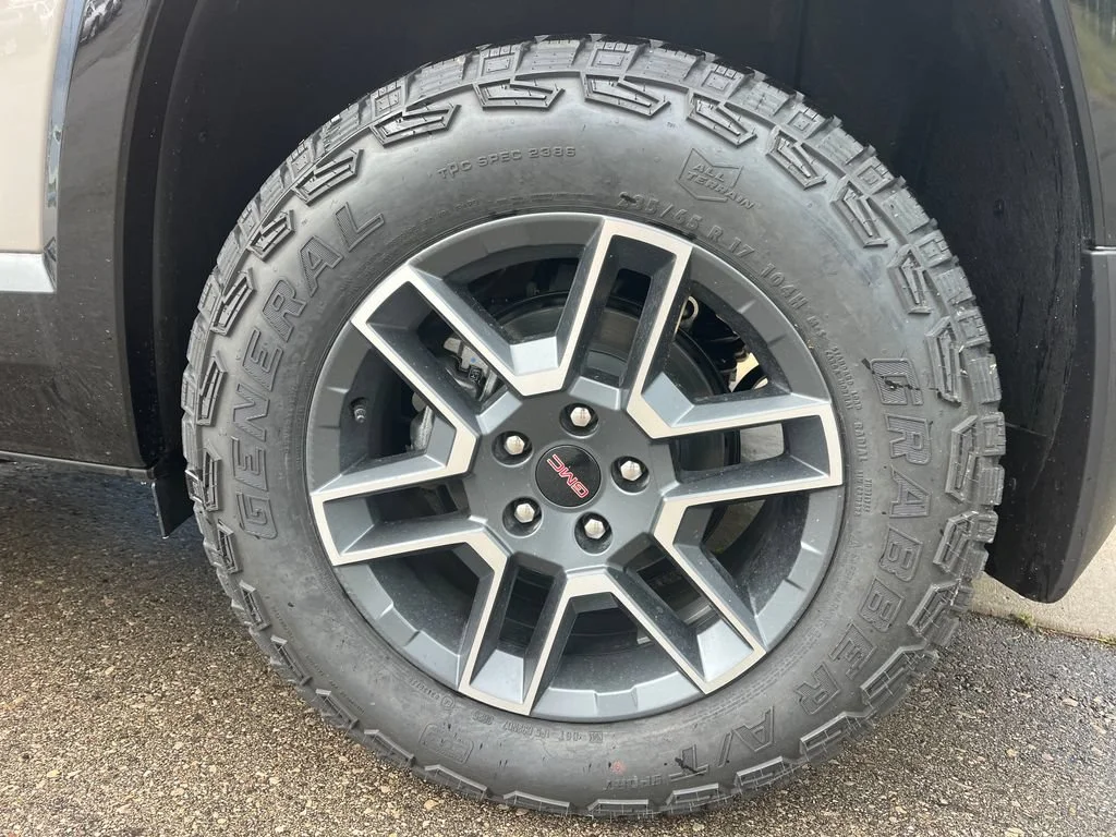 2026 GMC Terrain AT4 - Photo 16