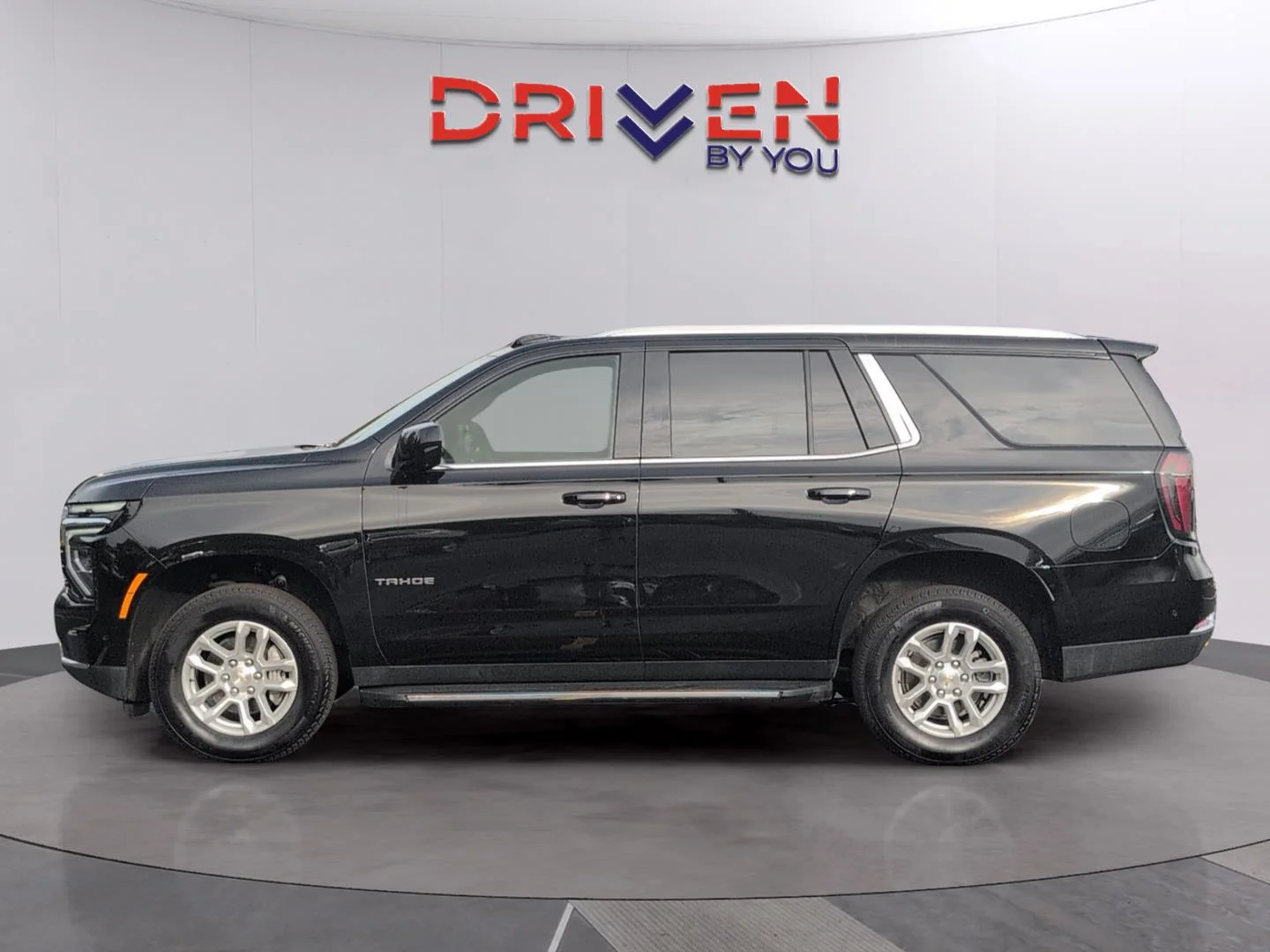 Used 2025 Black Chevrolet LT image 2