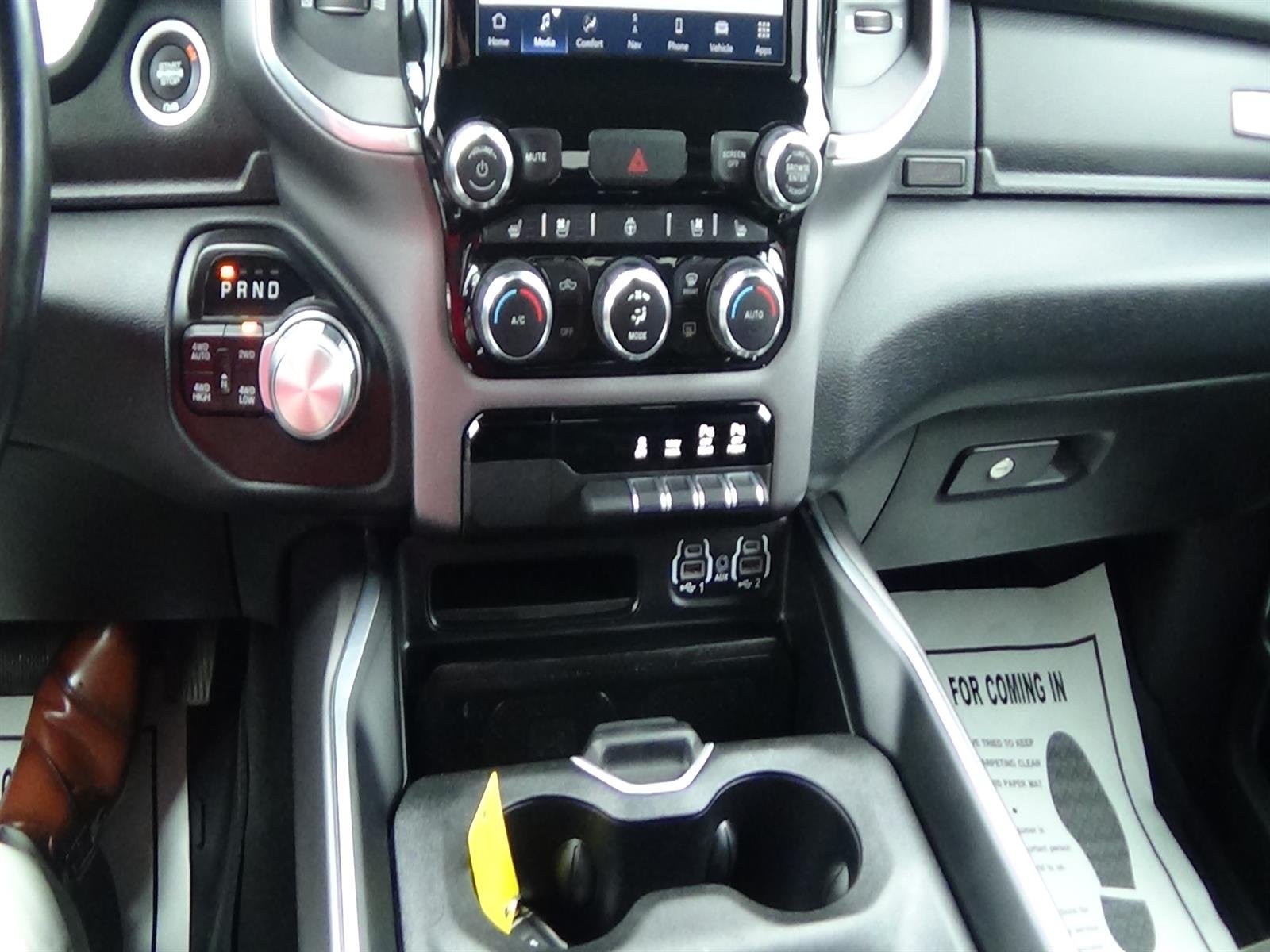 Used 2022 Bright White Clear Coat (pw7) RAM Laramie image 24