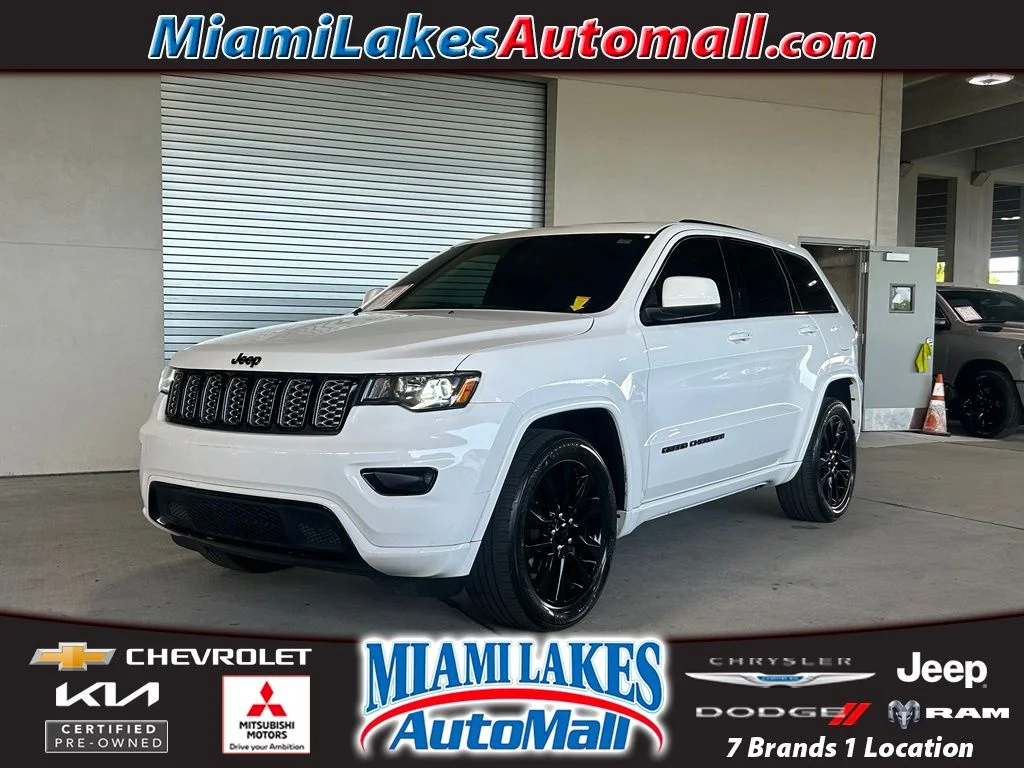 Used 2020 Bright White Clearcoat Jeep Altitude image 1