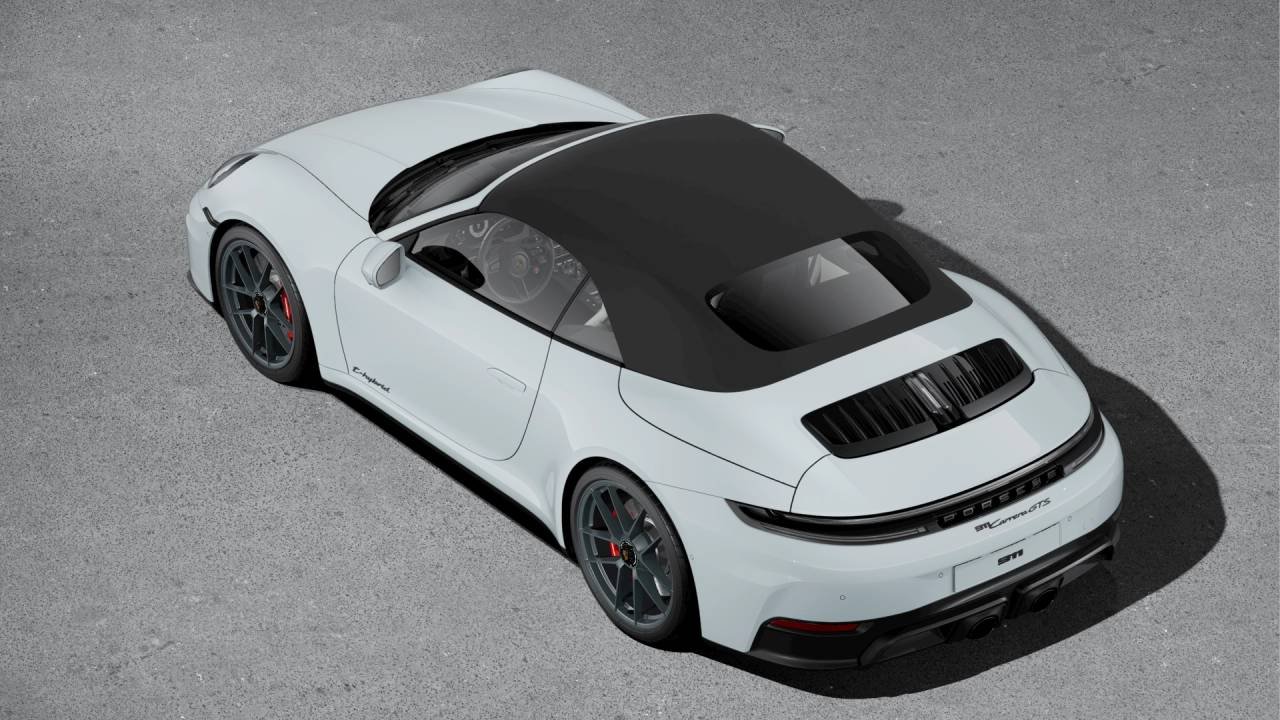 2026 Porsche 911 GTS Cabriolet photo 2