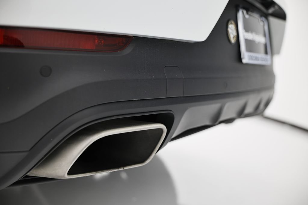 Used 2024 White Porsche  image 15