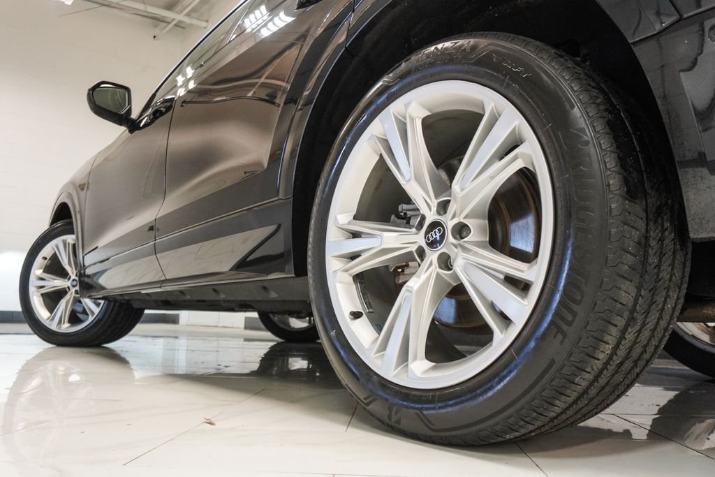 Used 2021 Black Audi 55 Premium Plus image 40