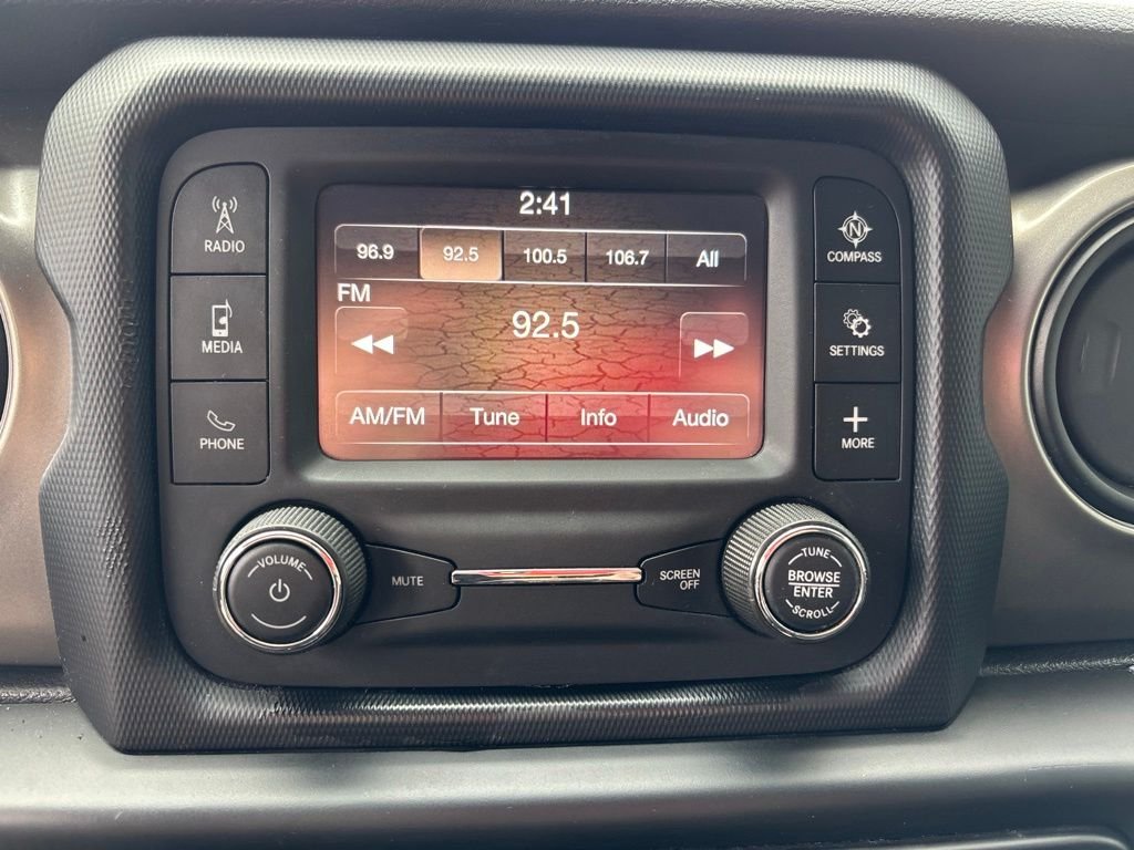 Used 2020 White Jeep Sport image 22