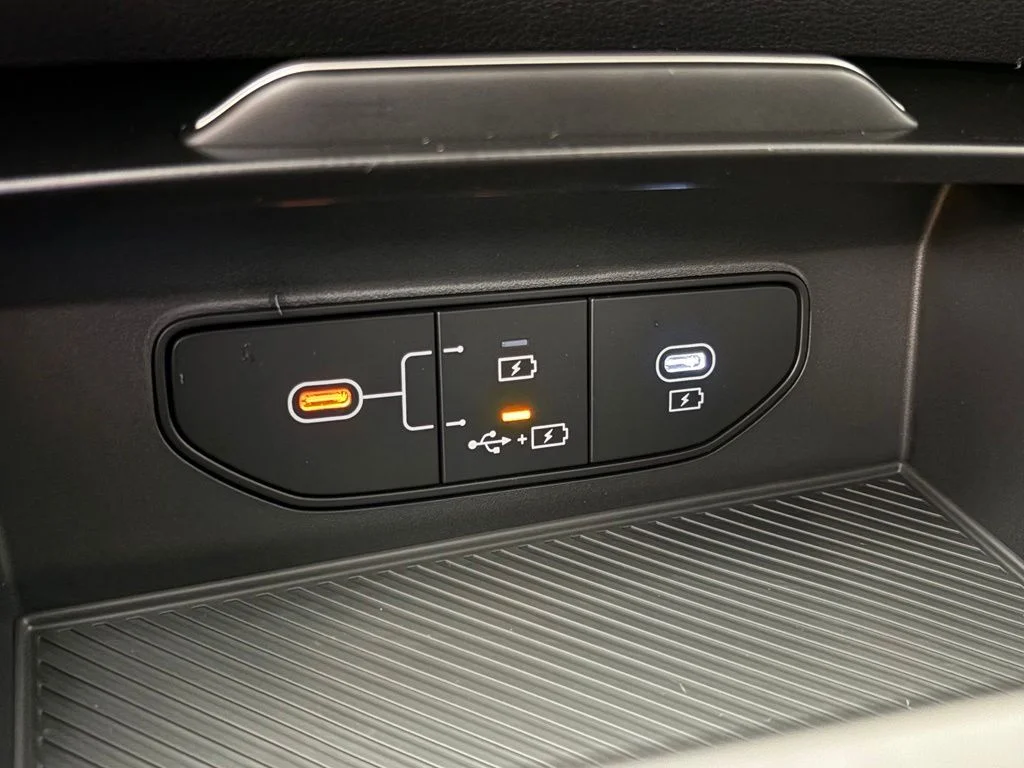 New 2027 Gravity Gray Kia LX image 27
