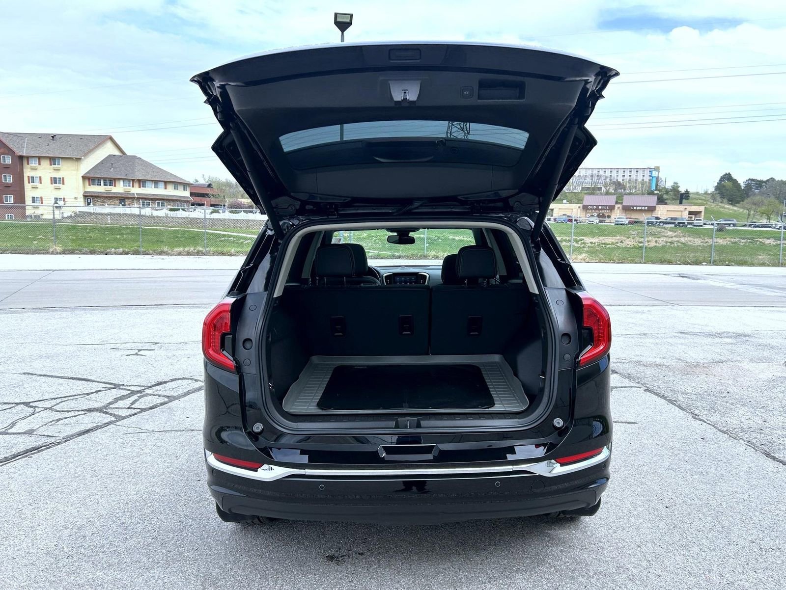 2024 GMC Terrain Denali - Photo 21