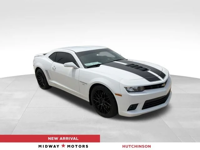 Used 2015 White Chevrolet SS image 1