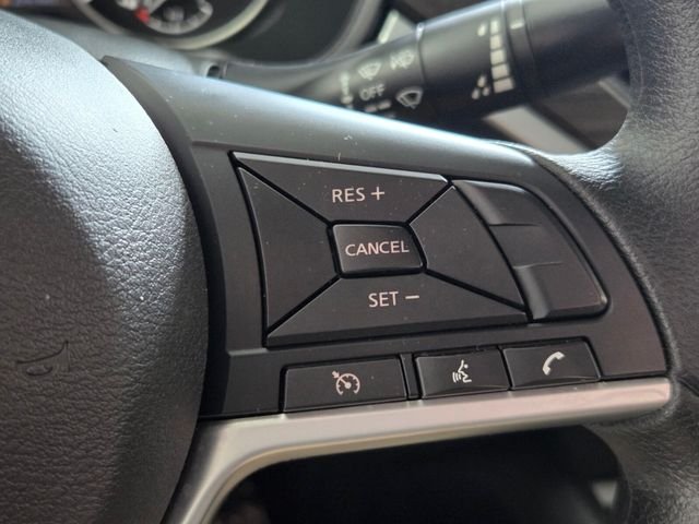 Used 2025 White Nissan 2.5 SV image 23