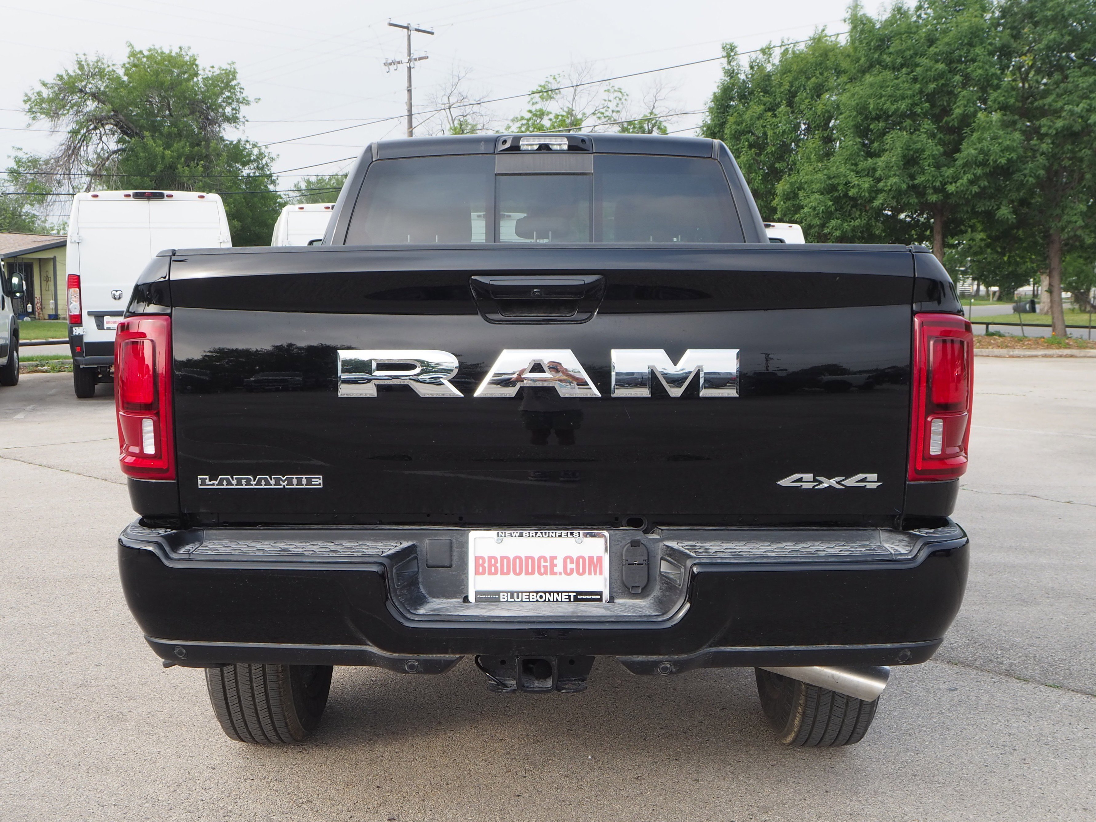 2025 Ram 2500 Laramie photo 3