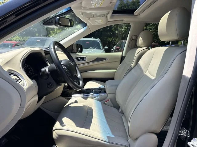 Used 2019 Black INFINITI LUXE image 14