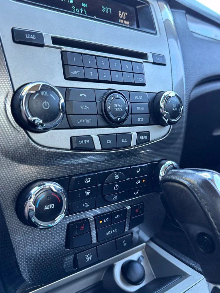 Used 2012 Steel Blue Metallic Ford SEL image 31