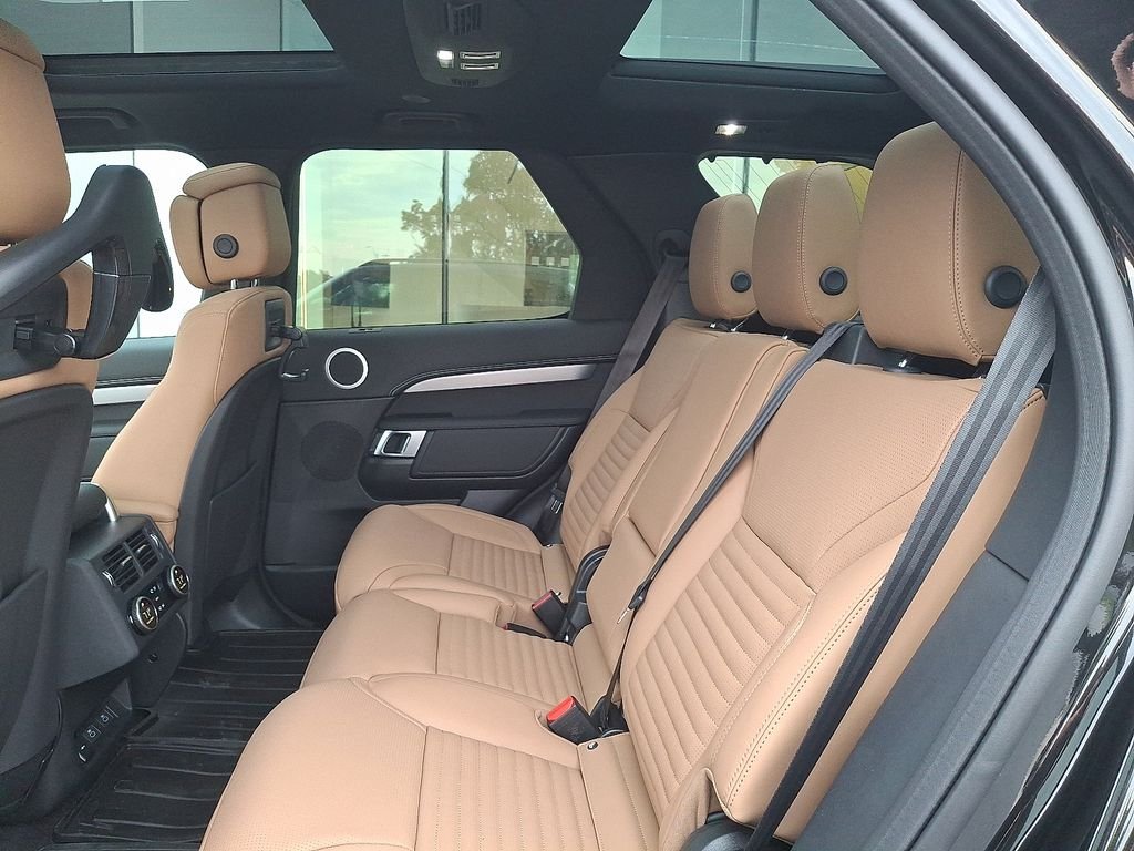 New 2026 Santorini Black Land Rover  image 6