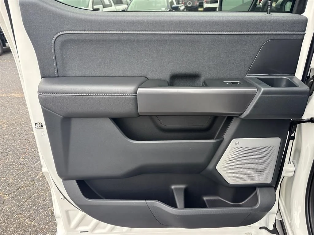 New 2026 Star White Metallic Tri-Coat Ford Lariat® image 18