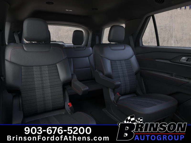 New 2026 Star White Metallic Tri-Coat Ford ST-Line image 11