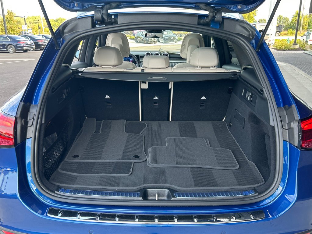 2026 Mercedes-Benz GLC Base - Photo 7