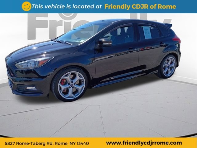 2016 Ford Focus 5 Door Hatch ST's photo