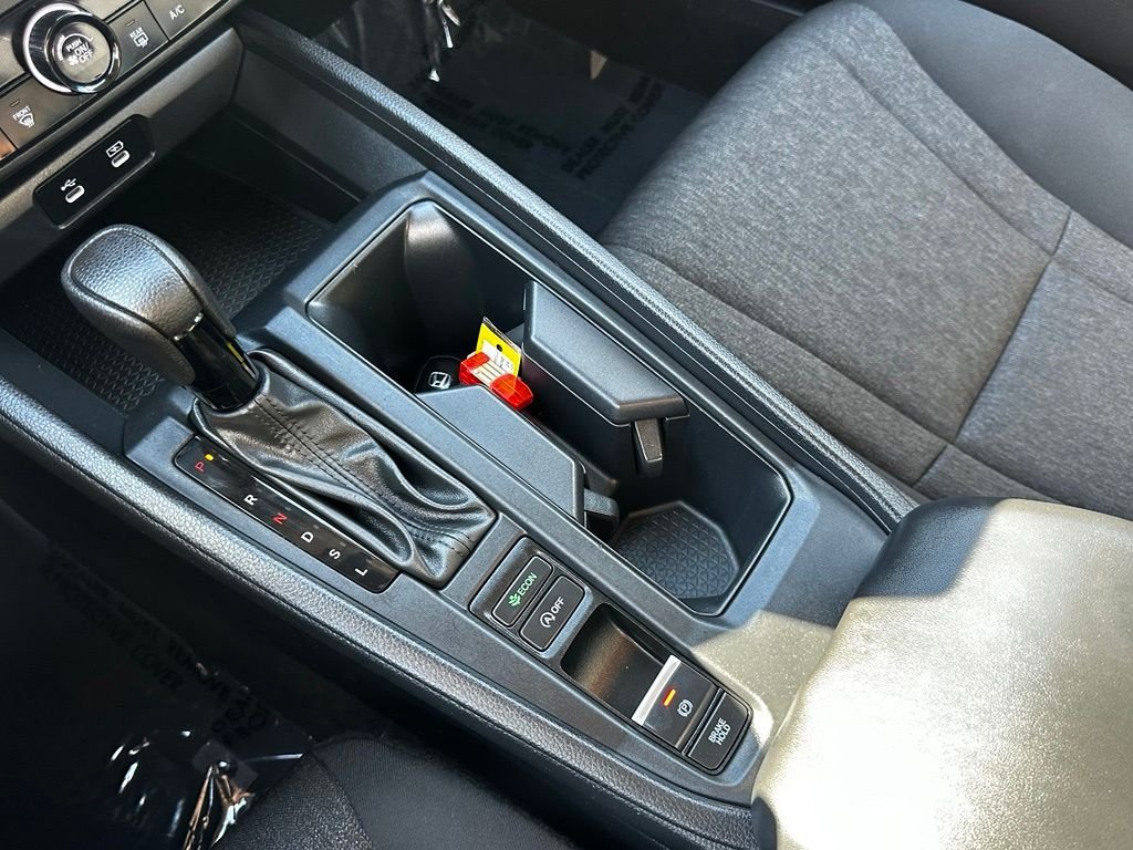Used 2024  Honda LX image 28