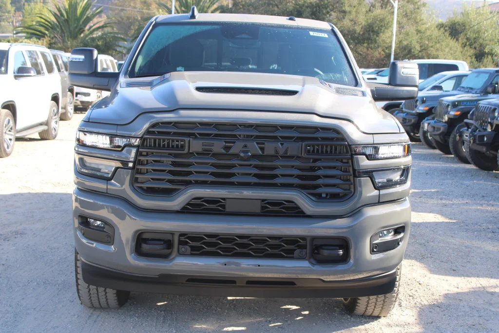 New 2027 Ceramic Gray Clear-Coat Exterior Paint Ram Tradesman image 2